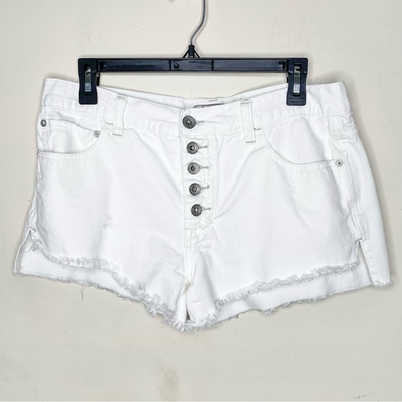 Free People Rugged Runway Button Fly White Shorts - Picture 4 of 16